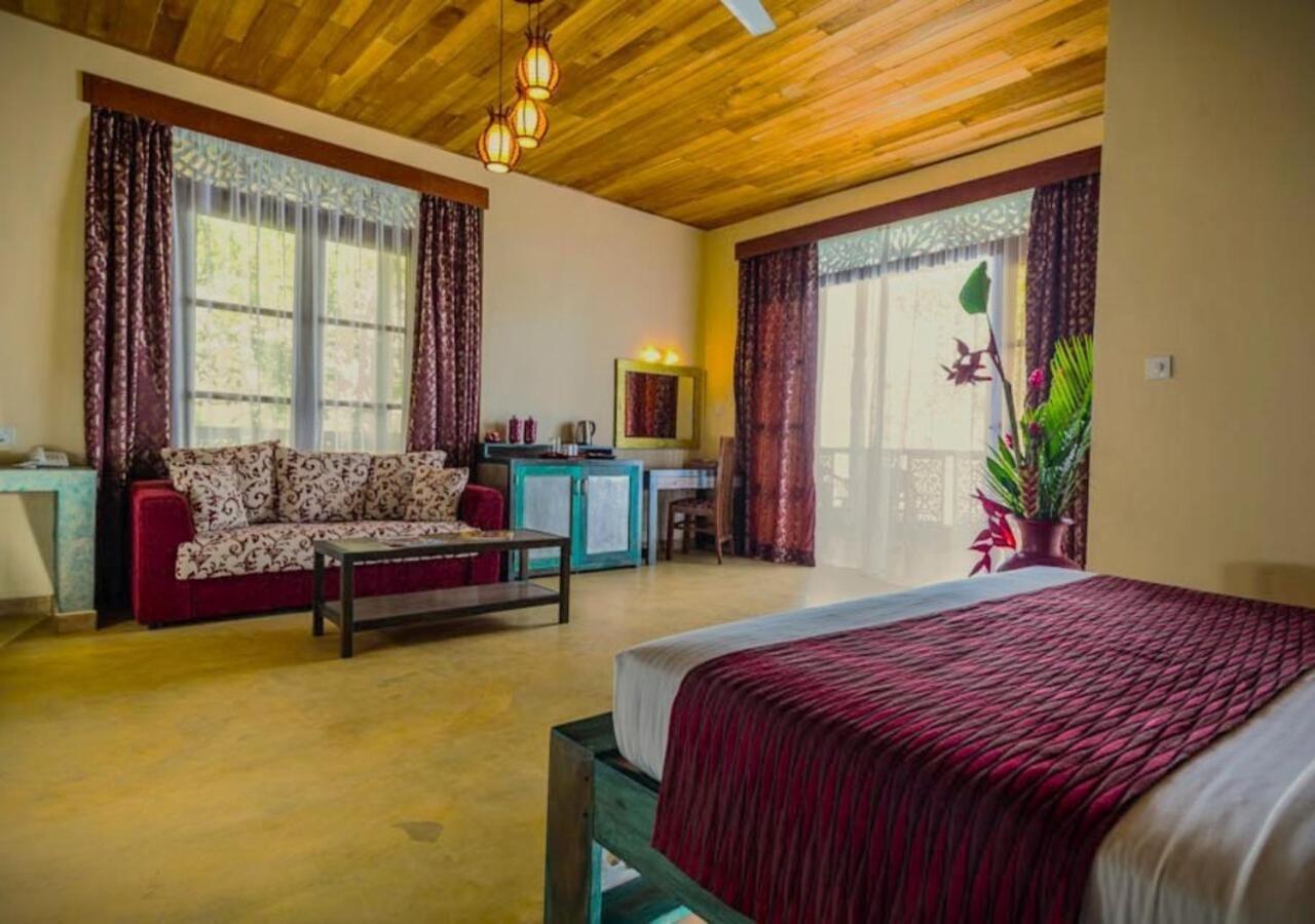 Yasmin Hill Longevity Resort - Hotel Galavilla Kandy Exterior photo